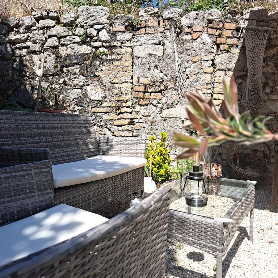 Ferienwohnung Luxury Family House With Backyard Mantouki Exterior foto